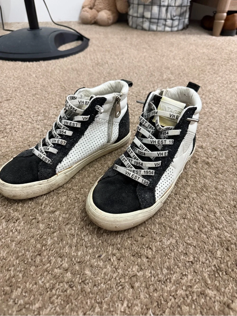 Women’s Vintage Havana size 7
